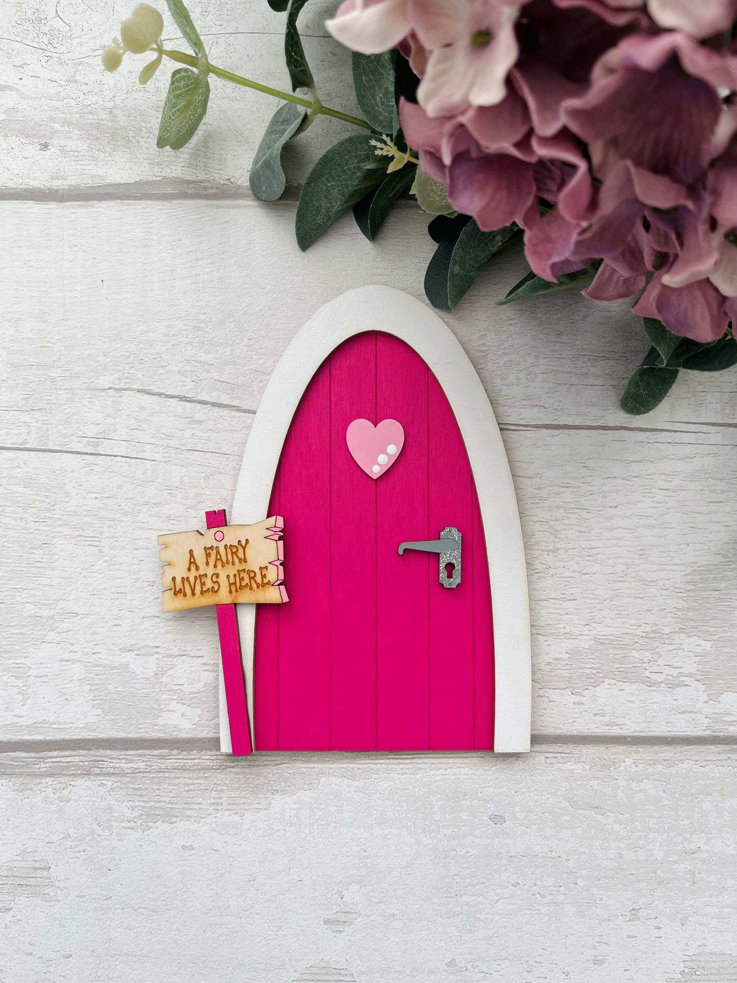 Fuchsia Pink Heart Fairy Door